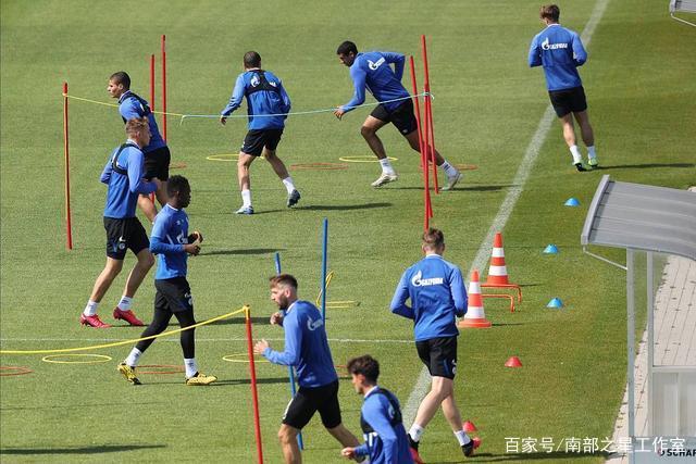 雷霆轻取雄鹿重回西部第一 掘金负马刺跌至第3